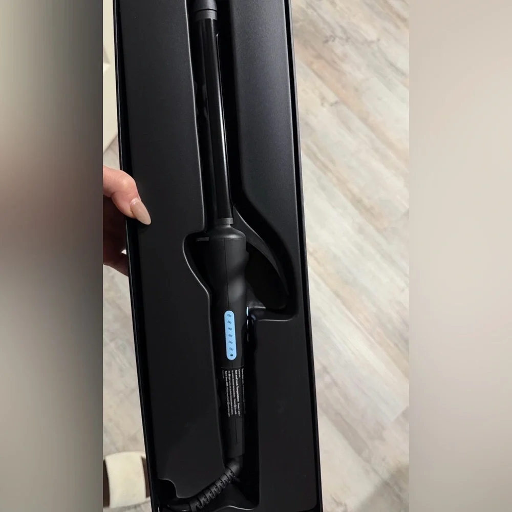 bio ionic 1 “ pro curling iron new - Picture 2 of 5